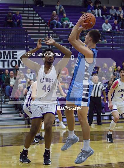 Thumbnail 1 in Mater Dei @ Collinsville photogallery.
