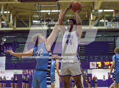 Thumbnail 2 in Mater Dei @ Collinsville photogallery.