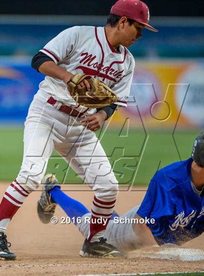 Thumbnail 3 in West Hills vs. Monte Vista photogallery.