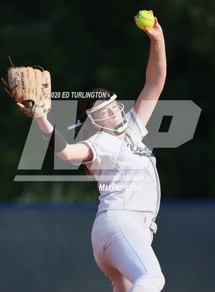 Thumbnail 3 in River Ridge @ Creekview photogallery.