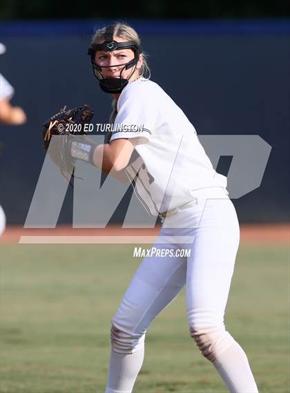 Thumbnail 3 in River Ridge @ Creekview photogallery.