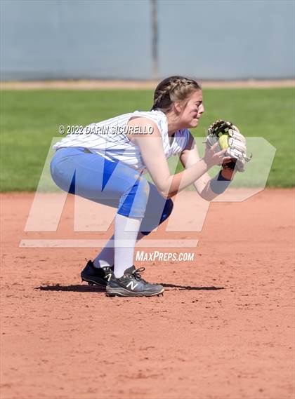 Thumbnail 1 in Snowflake vs. Desert Mountain (Dobson/Westwood Invitational) photogallery.
