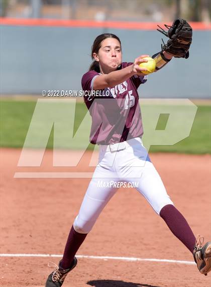Thumbnail 3 in Snowflake vs. Desert Mountain (Dobson/Westwood Invitational) photogallery.