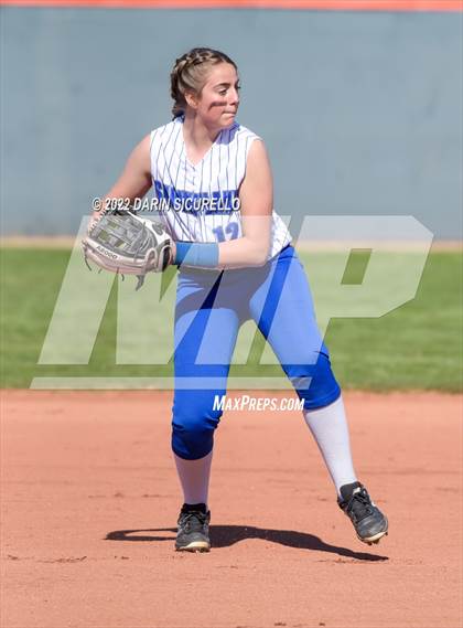 Thumbnail 1 in Snowflake vs. Desert Mountain (Dobson/Westwood Invitational) photogallery.