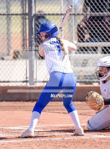 Thumbnail 2 in Snowflake vs. Desert Mountain (Dobson/Westwood Invitational) photogallery.