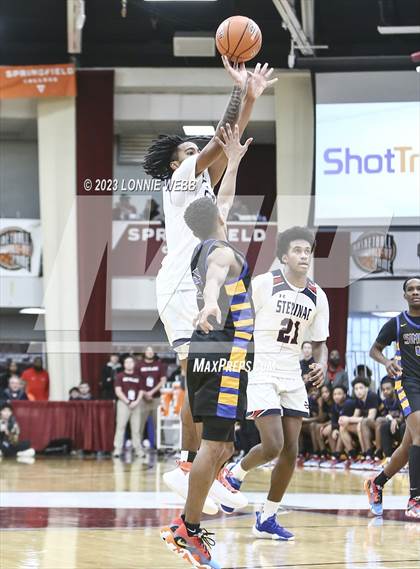 Thumbnail 2 in Archbishop Stepinac vs. Simeon  (Spalding Hoophall Classic) photogallery.