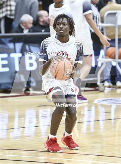 Thumbnail 3 in Archbishop Stepinac vs. Simeon  (Spalding Hoophall Classic) photogallery.