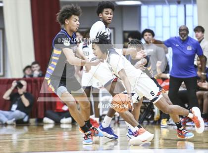 Thumbnail 1 in Archbishop Stepinac vs. Simeon  (Spalding Hoophall Classic) photogallery.