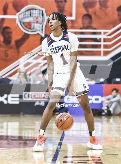 Thumbnail 3 in Archbishop Stepinac vs. Simeon  (Spalding Hoophall Classic) photogallery.
