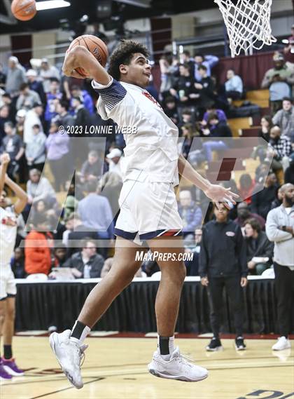 Thumbnail 2 in Archbishop Stepinac vs. Simeon  (Spalding Hoophall Classic) photogallery.