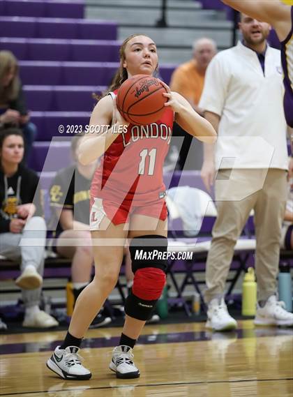 Thumbnail 1 in London vs Bloom-Carroll (OHSAA D2 Sectional Final) photogallery.