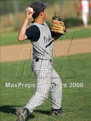 Thumbnail 1 in Oakmont vs Oakdale (Section Playoffs) photogallery.