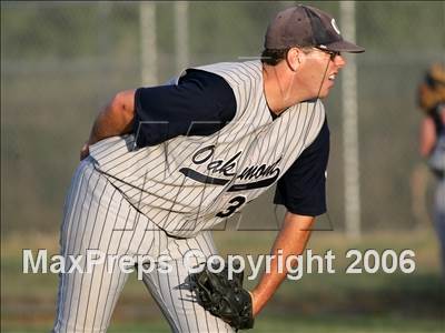 Thumbnail 2 in Oakmont vs Oakdale (Section Playoffs) photogallery.