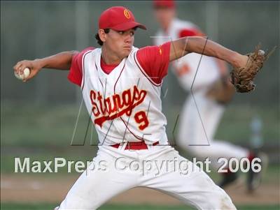 Thumbnail 1 in Oakmont vs Oakdale (Section Playoffs) photogallery.