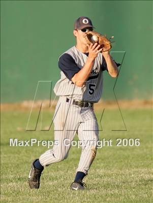 Thumbnail 3 in Oakmont vs Oakdale (Section Playoffs) photogallery.