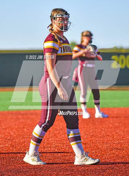 Thumbnail 2 in Thorndale vs Weimar (UIL 2A Region IV Final) photogallery.