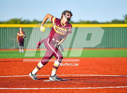 Thumbnail 2 in Thorndale vs Weimar (UIL 2A Region IV Final) photogallery.