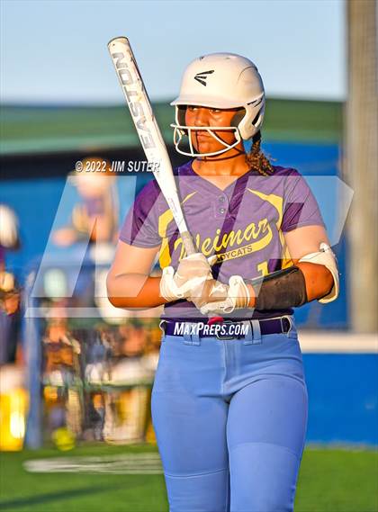 Thumbnail 1 in Thorndale vs Weimar (UIL 2A Region IV Final) photogallery.
