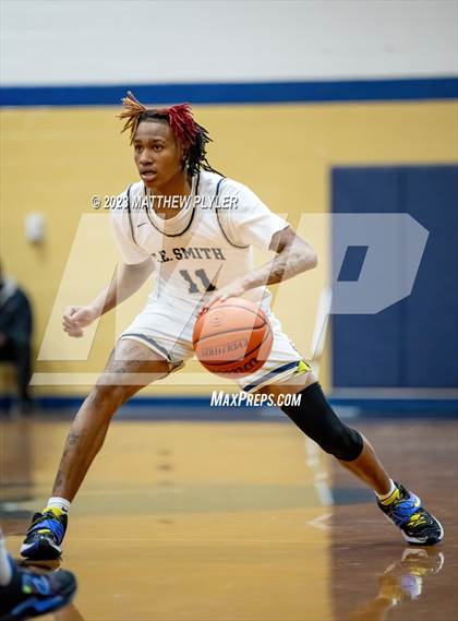 Thumbnail 3 in First Flight vs E.E. Smith (NCHSAA 3A Third Round) photogallery.