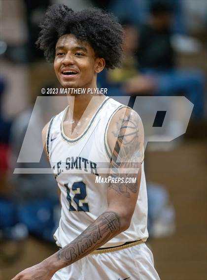 Thumbnail 2 in First Flight vs E.E. Smith (NCHSAA 3A Third Round) photogallery.