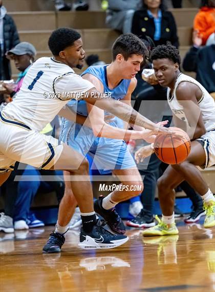 Thumbnail 2 in First Flight vs E.E. Smith (NCHSAA 3A Third Round) photogallery.