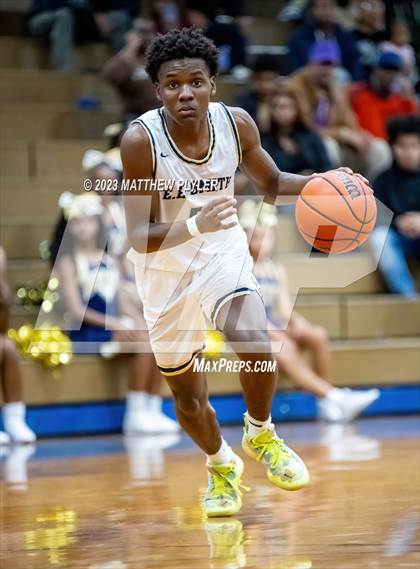 Thumbnail 2 in First Flight vs E.E. Smith (NCHSAA 3A Third Round) photogallery.