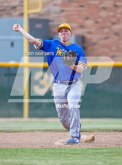 Thumbnail 3 in Wahlert @ Iowa City West photogallery.