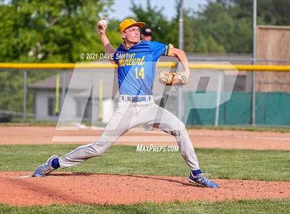 Thumbnail 3 in Wahlert @ Iowa City West photogallery.