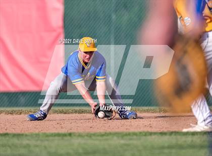 Thumbnail 3 in Wahlert @ Iowa City West photogallery.
