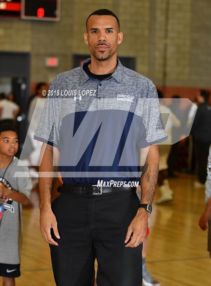 Thumbnail 1 in Chino Hills @ Mater Dei (Nike Extravaganza) photogallery.
