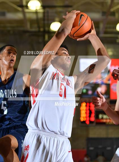 Thumbnail 1 in Chino Hills @ Mater Dei (Nike Extravaganza) photogallery.