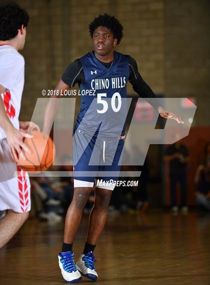 Thumbnail 1 in Chino Hills @ Mater Dei (Nike Extravaganza) photogallery.