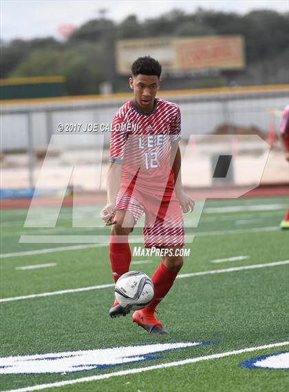 Thumbnail 3 in Victoria East vs Lee [Robert E.] (New Braunfels Tournament) photogallery.