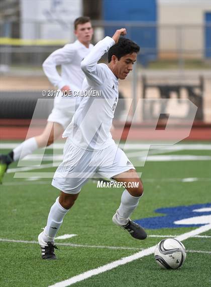 Thumbnail 2 in Victoria East vs Lee [Robert E.] (New Braunfels Tournament) photogallery.