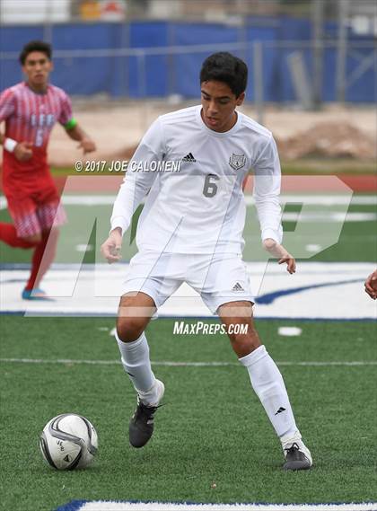 Thumbnail 1 in Victoria East vs Lee [Robert E.] (New Braunfels Tournament) photogallery.