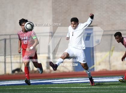 Thumbnail 3 in Victoria East vs Lee [Robert E.] (New Braunfels Tournament) photogallery.