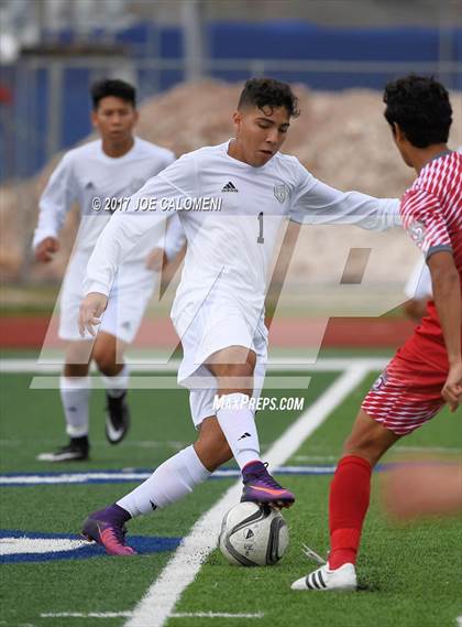 Thumbnail 3 in Victoria East vs Lee [Robert E.] (New Braunfels Tournament) photogallery.