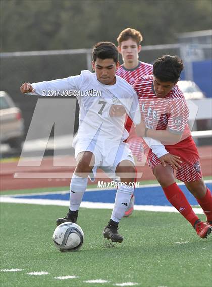 Thumbnail 1 in Victoria East vs Lee [Robert E.] (New Braunfels Tournament) photogallery.