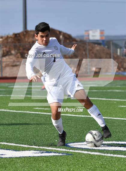 Thumbnail 3 in Victoria East vs Lee [Robert E.] (New Braunfels Tournament) photogallery.