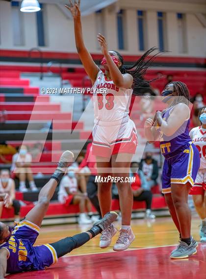 Thumbnail 1 in Jack Britt @ Seventy-First photogallery.
