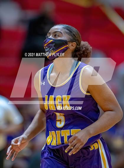 Thumbnail 1 in Jack Britt @ Seventy-First photogallery.