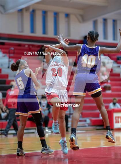 Thumbnail 1 in Jack Britt @ Seventy-First photogallery.