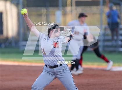 Thumbnail 2 in Norman @ Mustang photogallery.