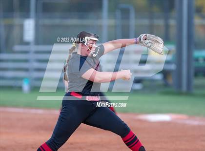 Thumbnail 2 in Norman @ Mustang photogallery.