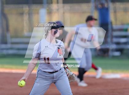 Thumbnail 1 in Norman @ Mustang photogallery.