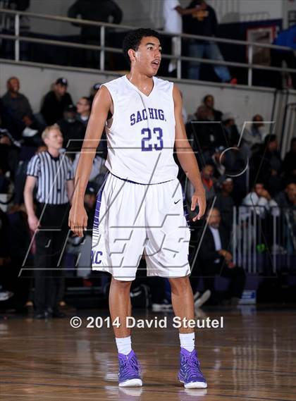 Thumbnail 3 in Cordova vs. Sacramento (St. Hope Elite Classic) photogallery.