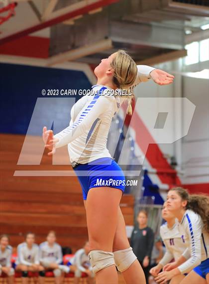 Thumbnail 3 in Croatan @ West Carteret photogallery.