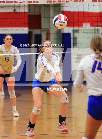 Thumbnail 3 in Croatan @ West Carteret photogallery.