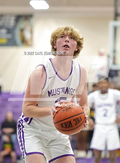 Thumbnail 1 in Lipscomb Academy vs Hillsboro photogallery.