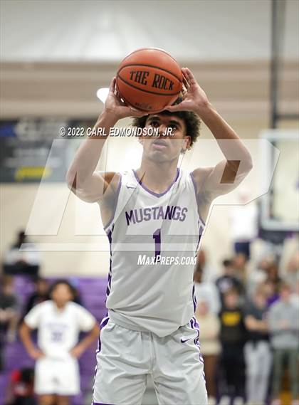 Thumbnail 2 in Lipscomb Academy vs Hillsboro photogallery.